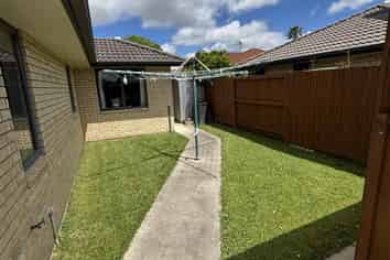 5 Nobleman Place, Hamilton East