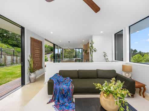 181 Point View Drive, East Tamaki Heights