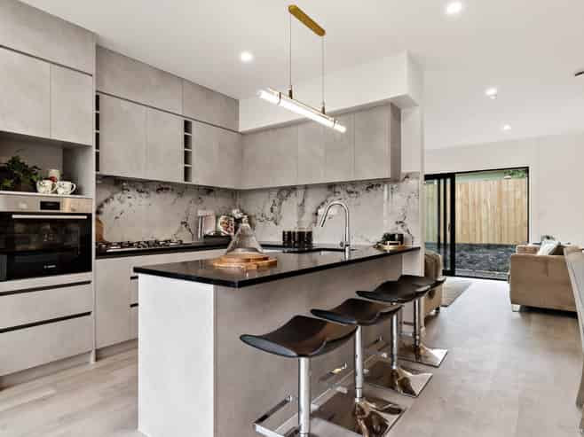 1-4/9 Helvetia Road, Pukekohe