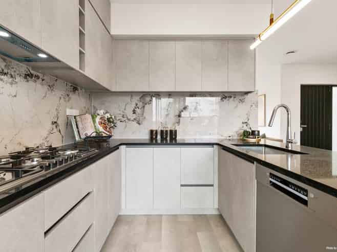 1-4/9 Helvetia Road, Pukekohe