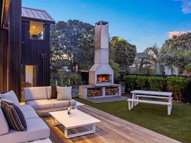 18 Excelsior Way, Omaha