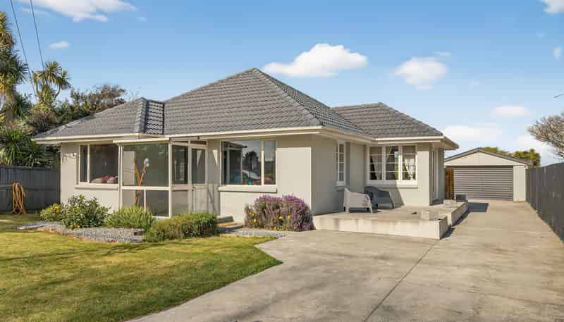370 Keyes Road, New Brighton