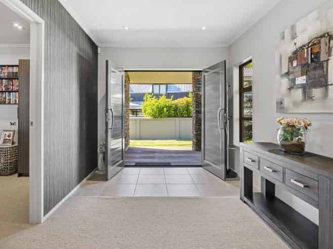 17 Steep Street, Lake Okareka