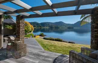 17 Steep Street, Lake Okareka