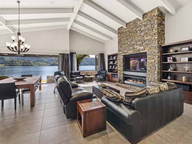 17 Steep Street, Lake Okareka