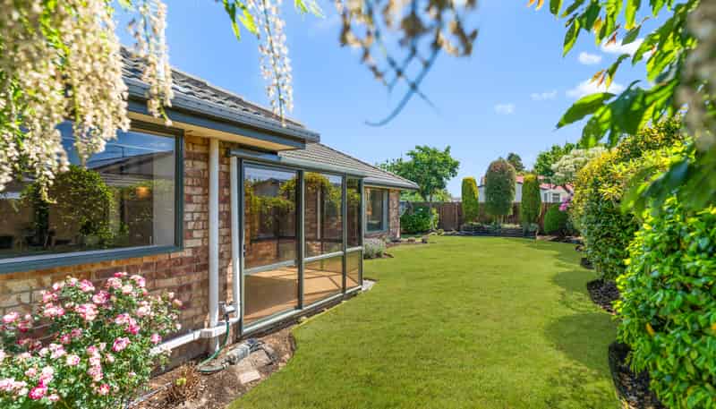 12 Jerez Place, Hei Hei