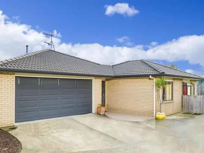 12 Kanuka Way, Albany