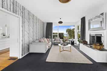 46a Waru Street, Khandallah