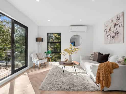 5B Saddleback Rise, Murrays Bay