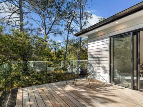 5B Saddleback Rise, Murrays Bay