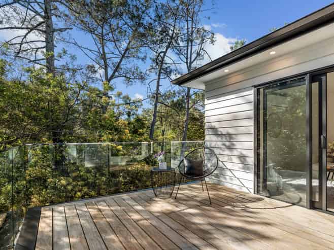 5B Saddleback Rise, Murrays Bay