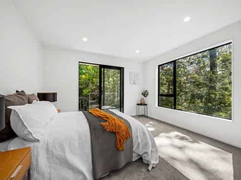 5B Saddleback Rise, Murrays Bay