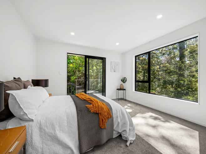 5B Saddleback Rise, Murrays Bay