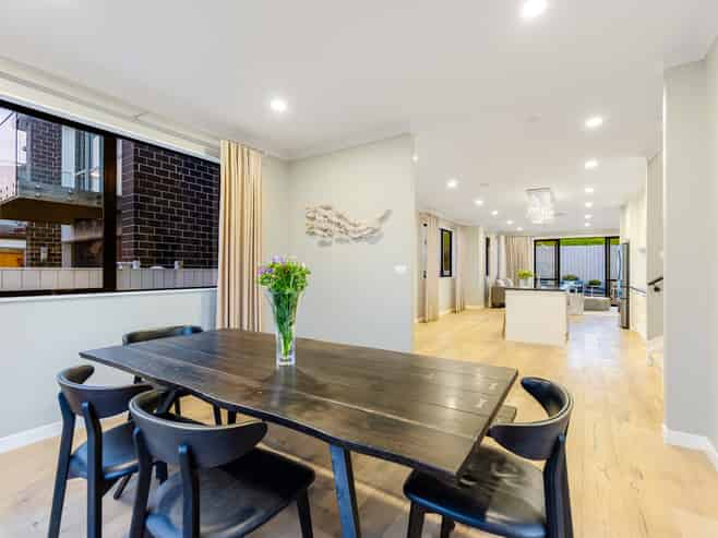 11 Bight Road, Long Bay