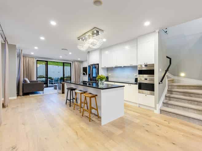 11 Bight Road, Long Bay