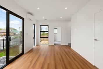 1/9 Helvetia Road, Pukekohe