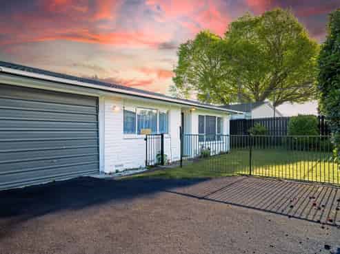 97B Pine Avenue, Melville
