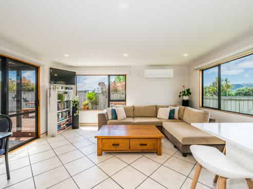 14 Millennium Hill, Paraparaumu