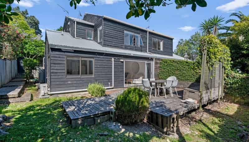 2/25 Webber Street, Westmere