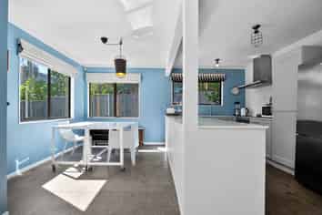 2/25 Webber Street, Westmere