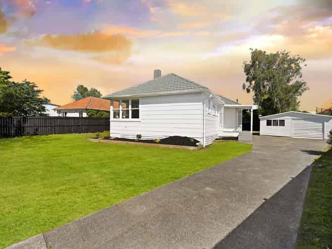10 Holland Road, Fairfield