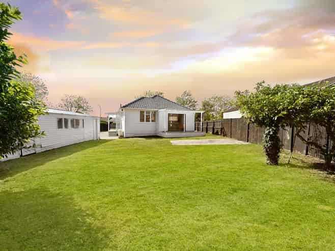 10 Holland Road, Fairfield