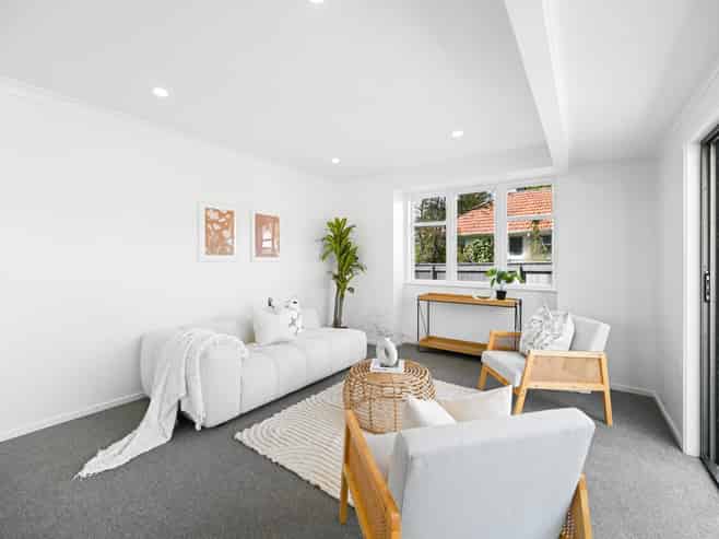 10 Holland Road, Fairfield