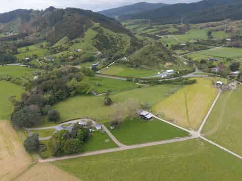 108 South Manakau Road , Manakau