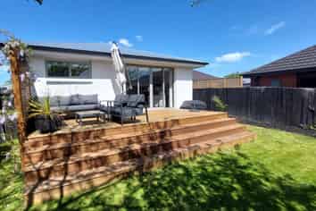 55 McFaddens Road, Saint Albans