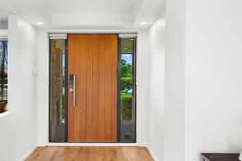 17 Sovereign Gardens, HALSWELL