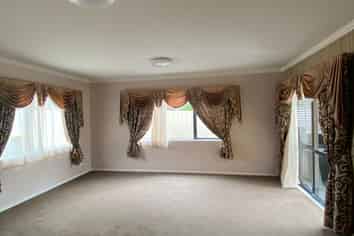 32 Rathmar Drive, Manurewa