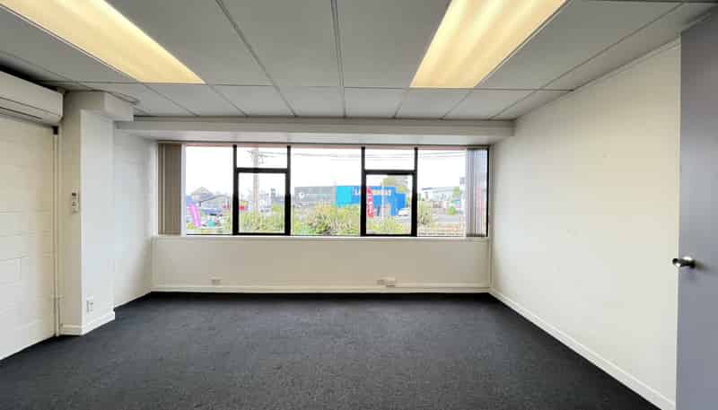 B/195 Wairau Road, Wairau Valley