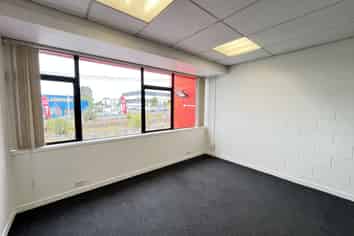 Prime office sublease – Wairau Valley