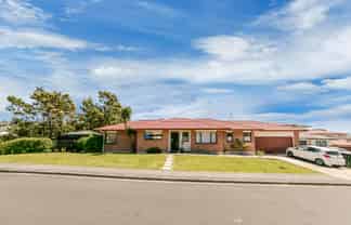 63 Claverdon Drive, Massey