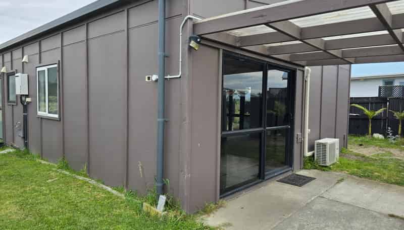 42 Rutherford Drive, Waikanae Beach