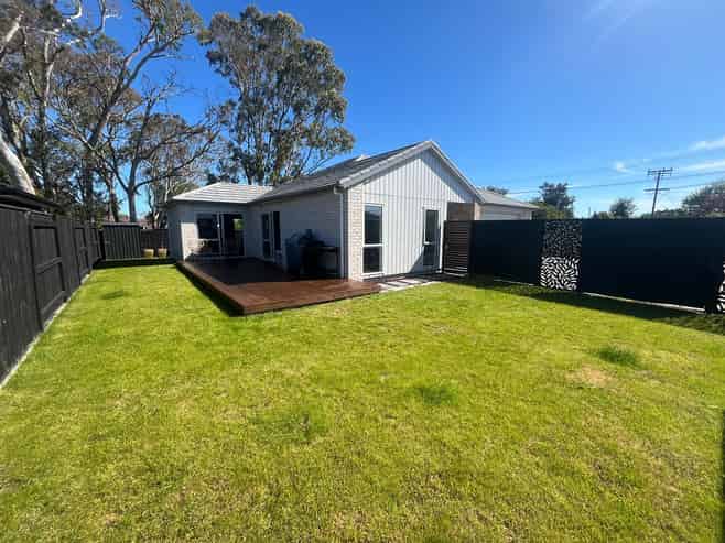 192 Bridge Street, Bulls