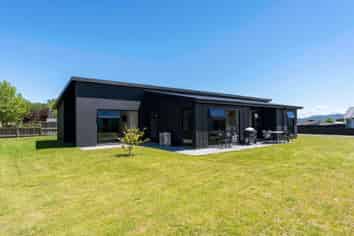 6 Akatea Lane, RICHMOND HEIGHTS