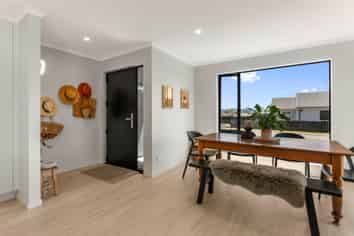 6 Akatea Lane, RICHMOND HEIGHTS