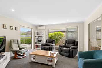 11 Cheyne Road, Pyes Pa