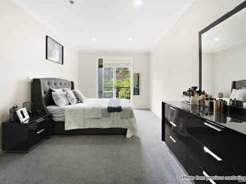 11/44 Carlos Drive, Flat Bush