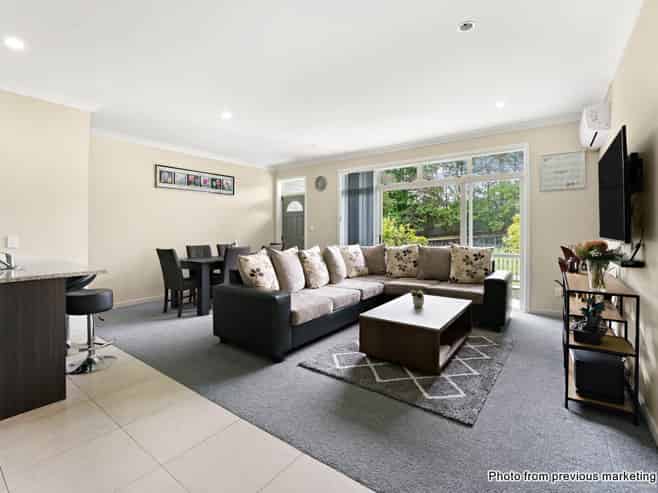 11/44 Carlos Drive, Flat Bush