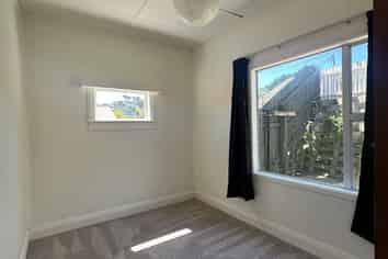 22 Albert Street, Island Bay