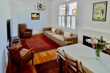 33 Church Street, Devonport