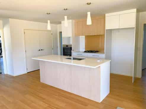 5 Filmer Crescent, Wallaceville