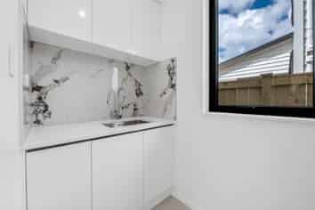 3/7 Edgar Pearce Place, Howick