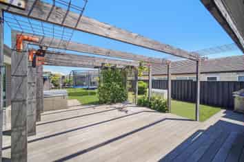 55 Pohutukawa Parade, Riverhead