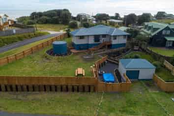 2 Ocean View Road, Port Waikato
