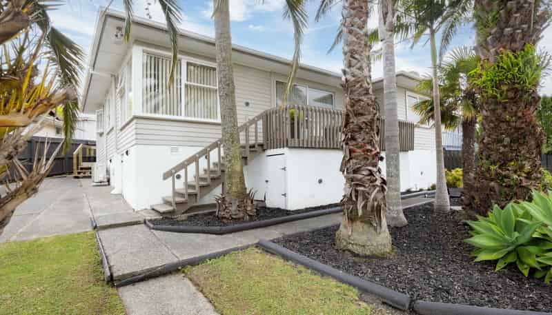 70 Barrys Road, Glendene