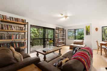 54 Opanuku Road, Henderson Valley