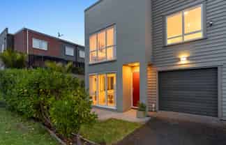 1 Mahinga Lane, Massey